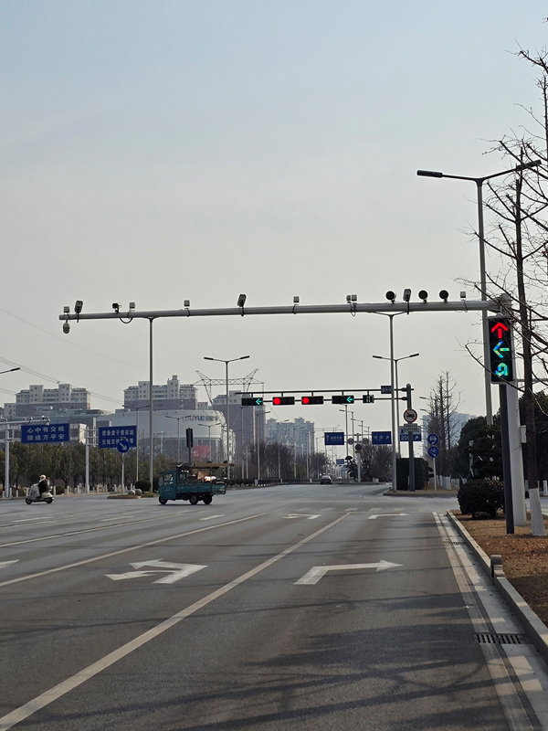 电子警察杆，八角电警杆