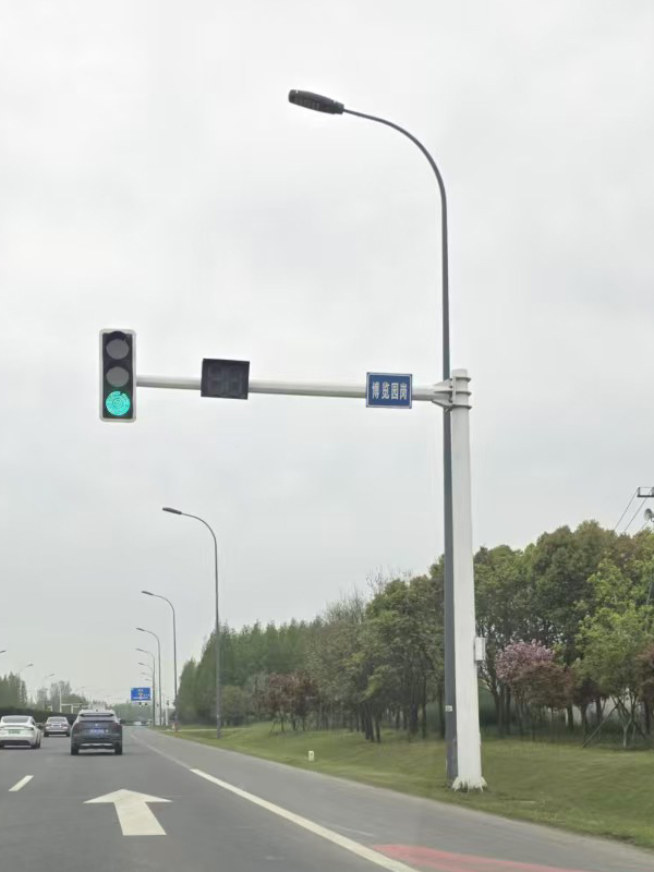 交通信号灯杆